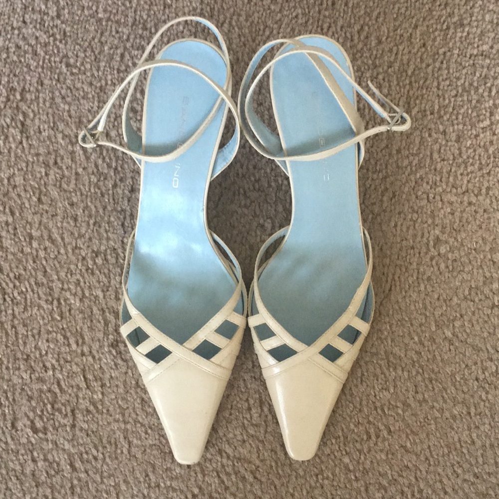 Bandolino heels with ankle strap